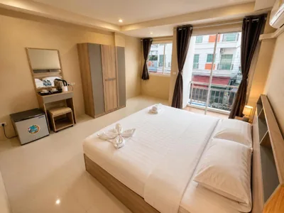 Lexis Residence Patong – Photos 11